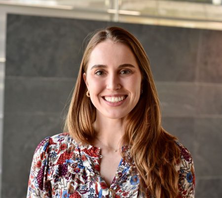 2024 Luebbert, Laura - Headshot